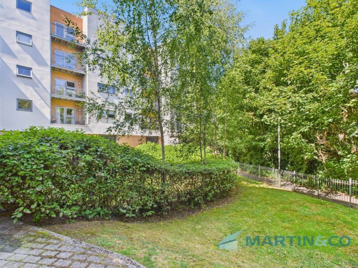Sovereign Way, Tonbridge
