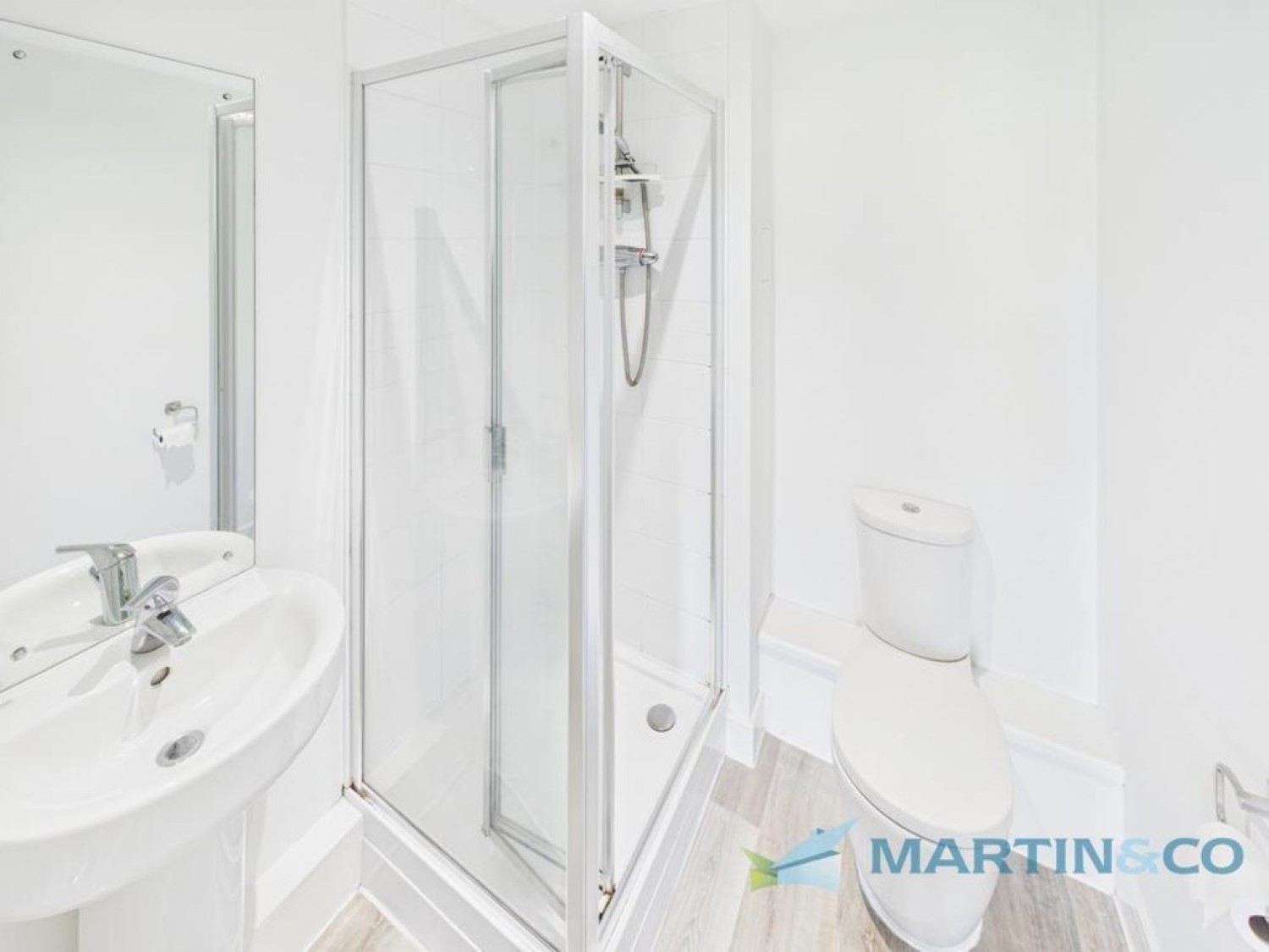 2 bedroom Flat in Medway Wharf Road, Tonbridge