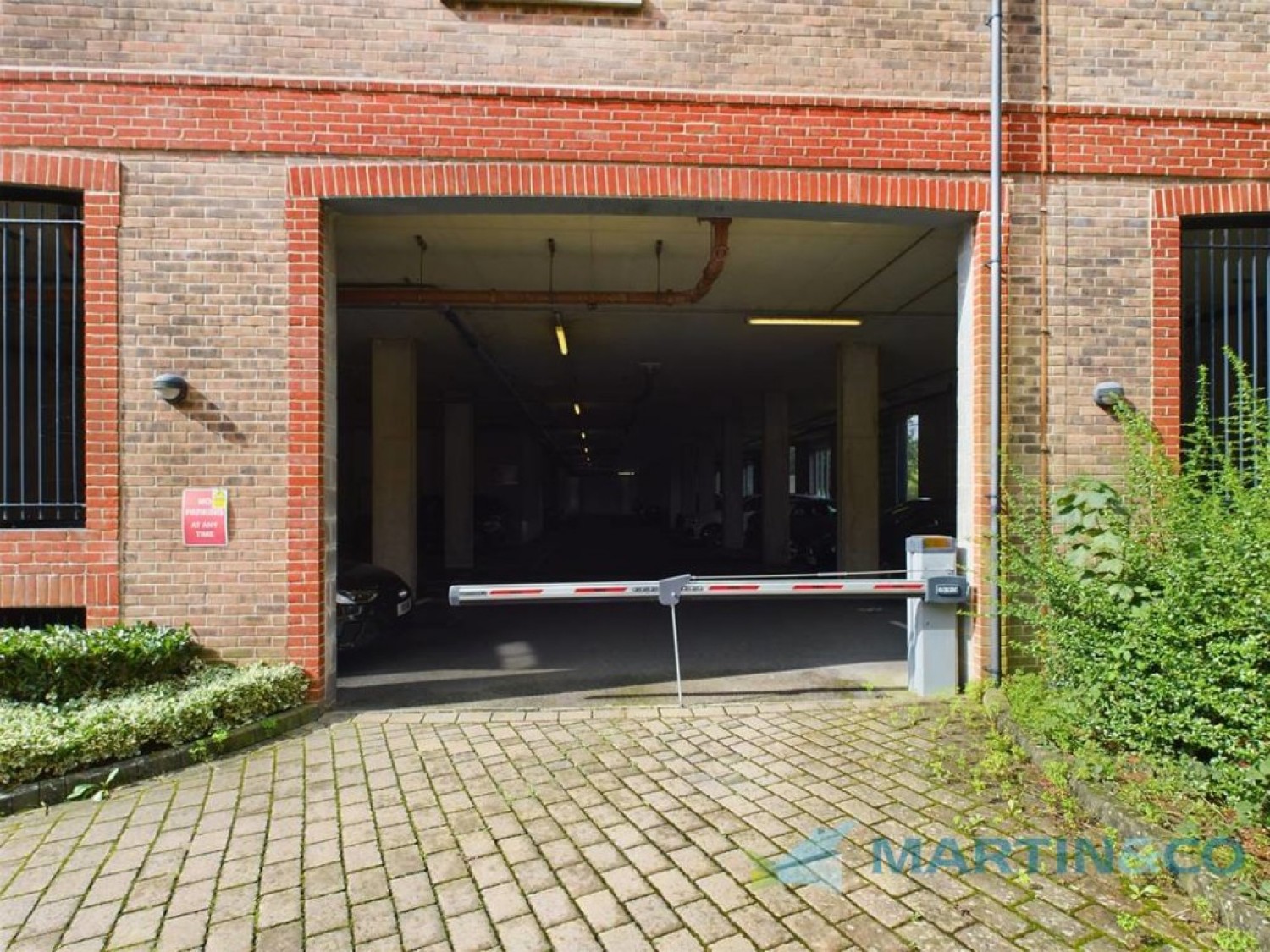 2 bedroom Flat in Medway Wharf Road, Tonbridge