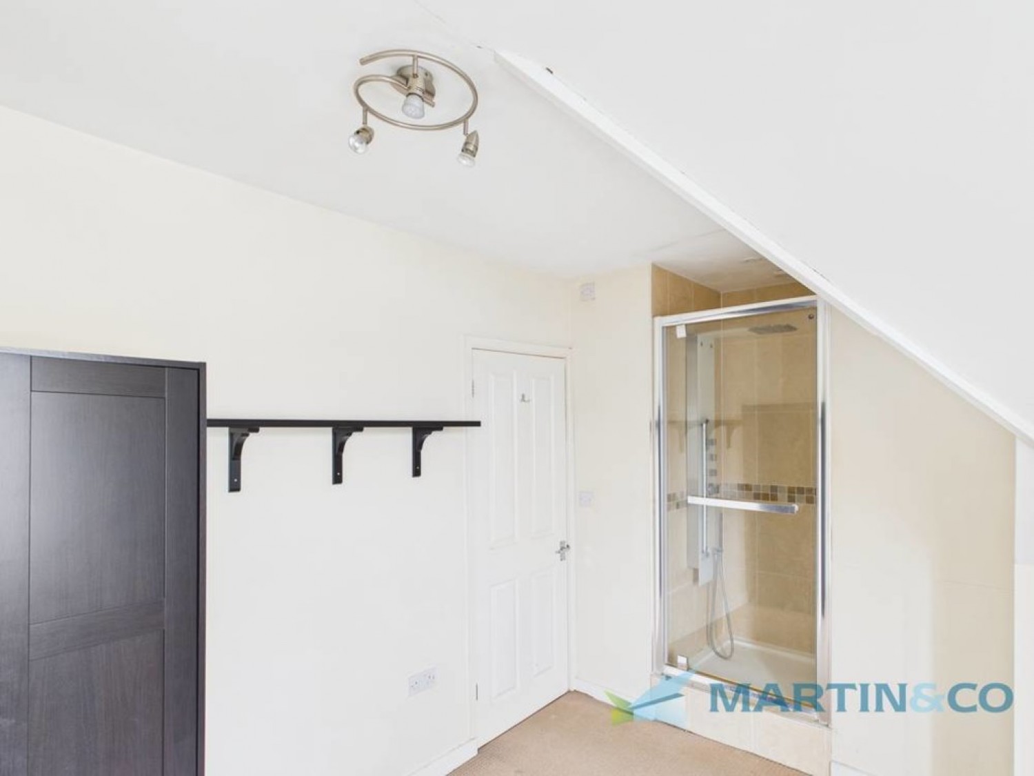 3 bedroom House in Pembroke Road