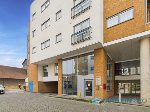 Sovereign Way, Tonbridge