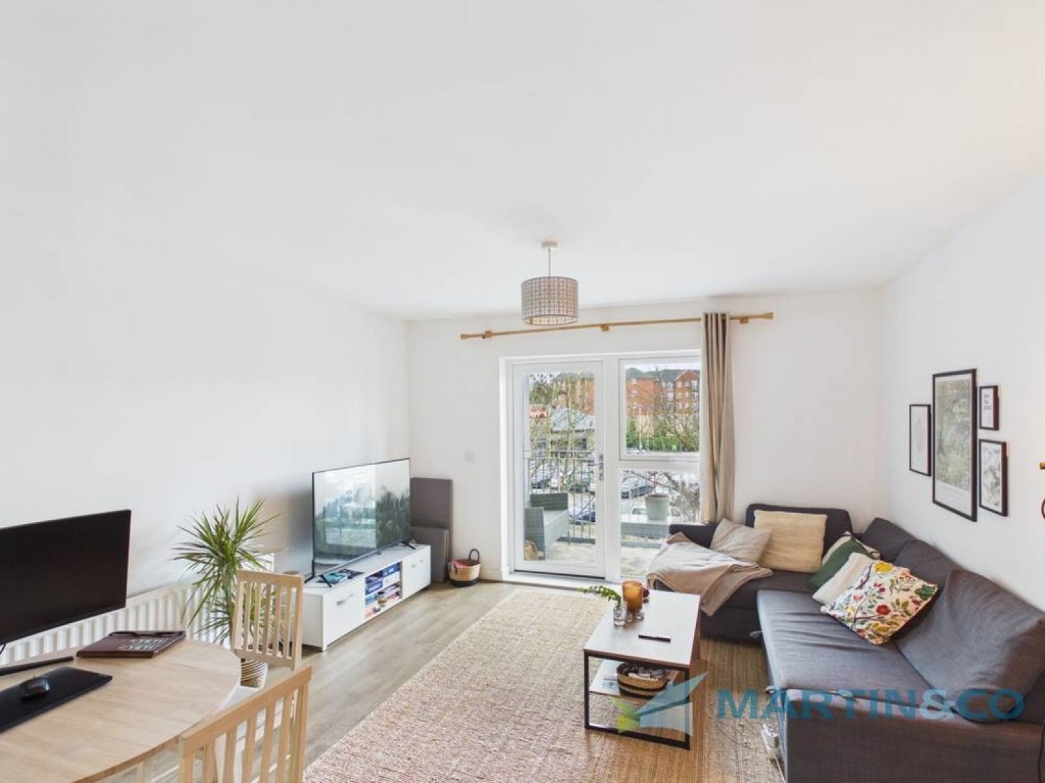 1 bedroom Flat for Sale Sovereign Way, Tonbridge