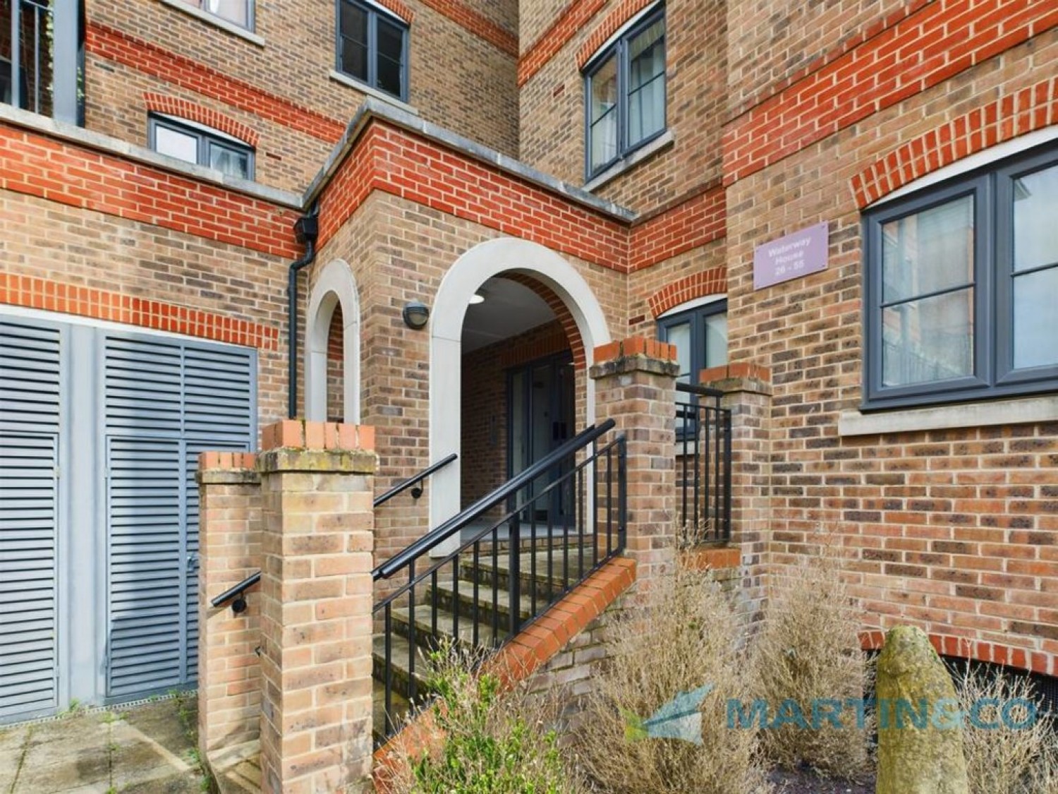 2 bedroom Flat for Sale Medway Wharf Road, Tonbridge