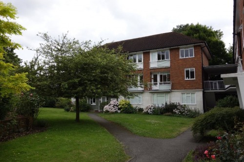 Hitherwood Drive, London, Geater London