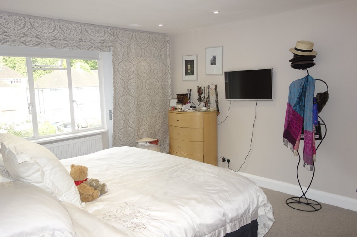 Hitherwood Drive, London, Greater London