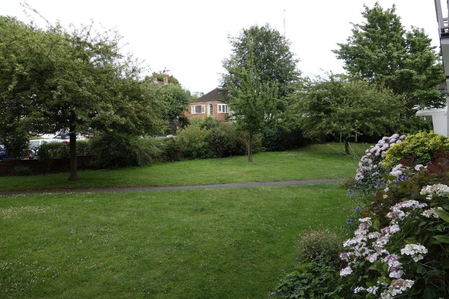 Hitherwood Drive, London, Greater London