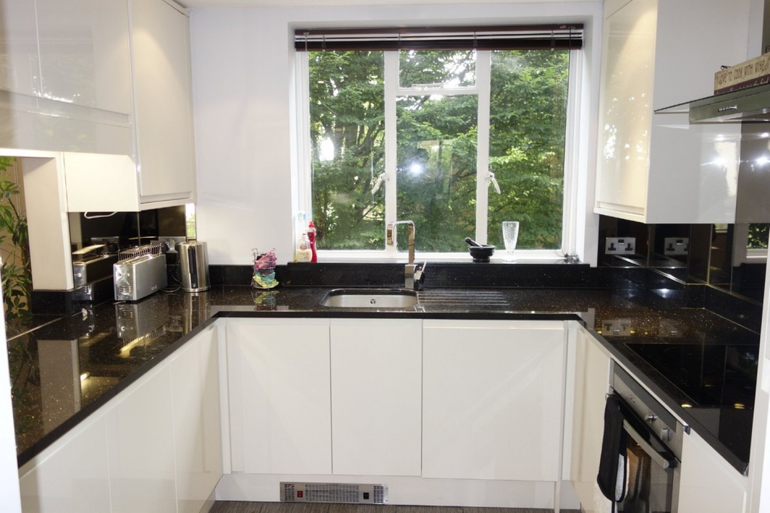 Hitherwood Drive, London, Greater London