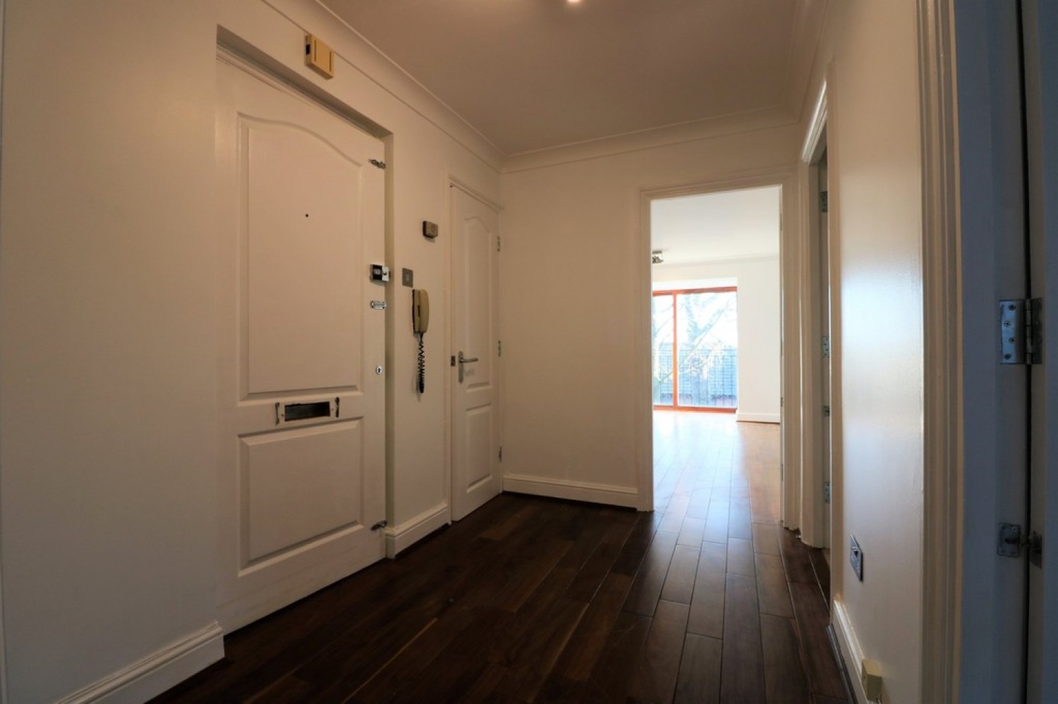 2 bedroom Flat for Letting South Norwood, London, Greater London