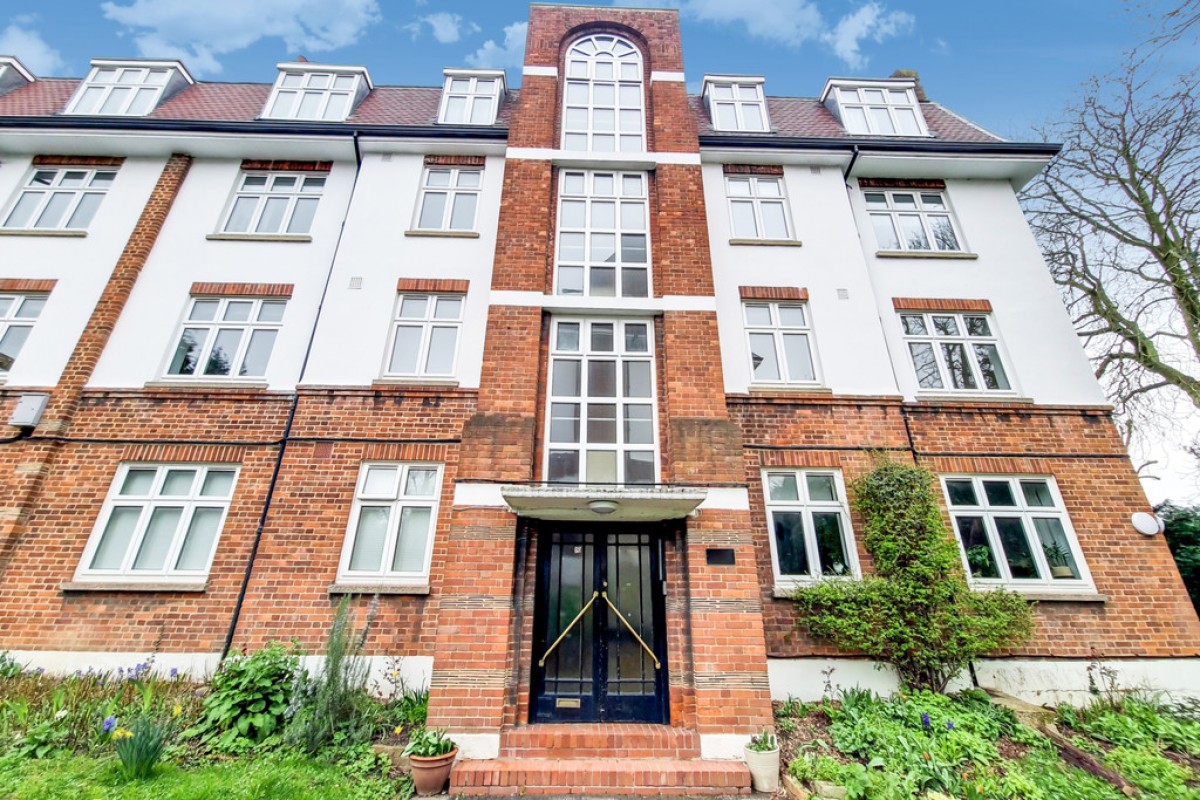 Highlands Court, Crystal Palace