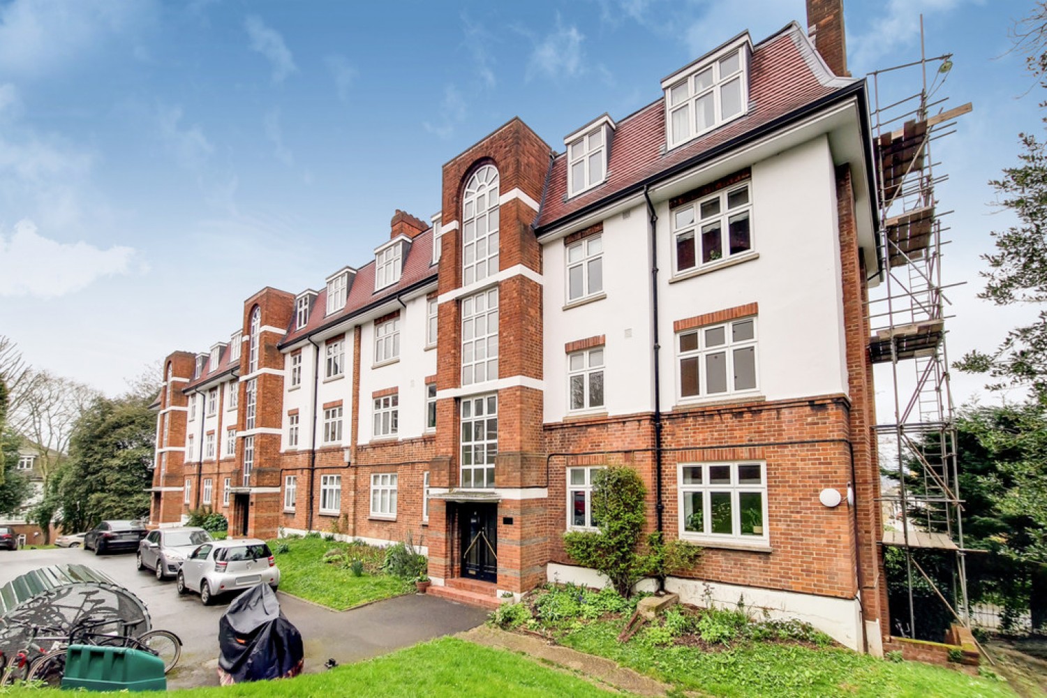 Highlands Court, Crystal Palace