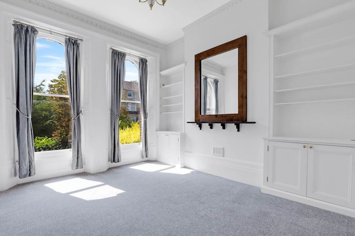 2 bedroom Flat for Letting Belvedere Road