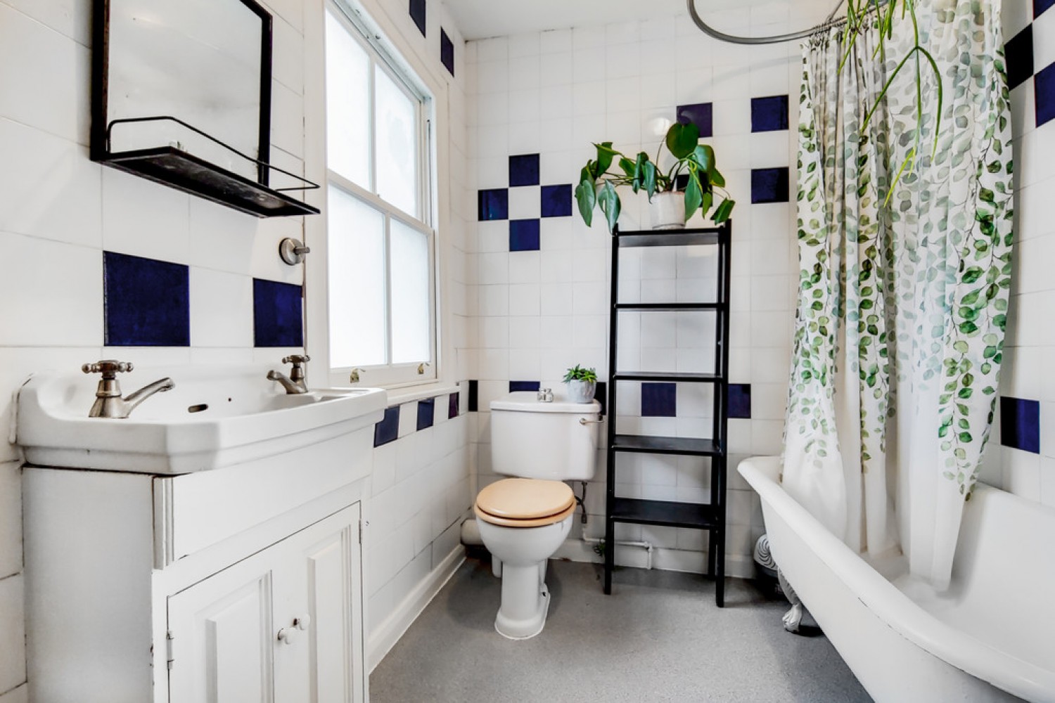 2 bedroom Flat for Sale Crystal Palace, London, Greater London