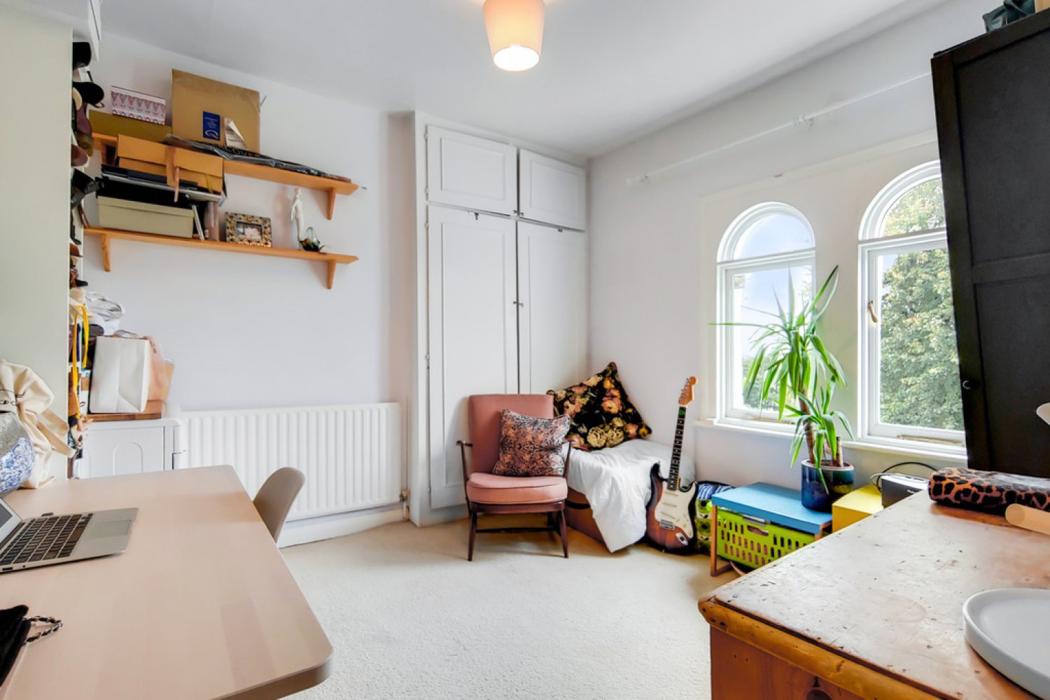 2 bedroom Flat for Sale Crystal Palace, London, Greater London