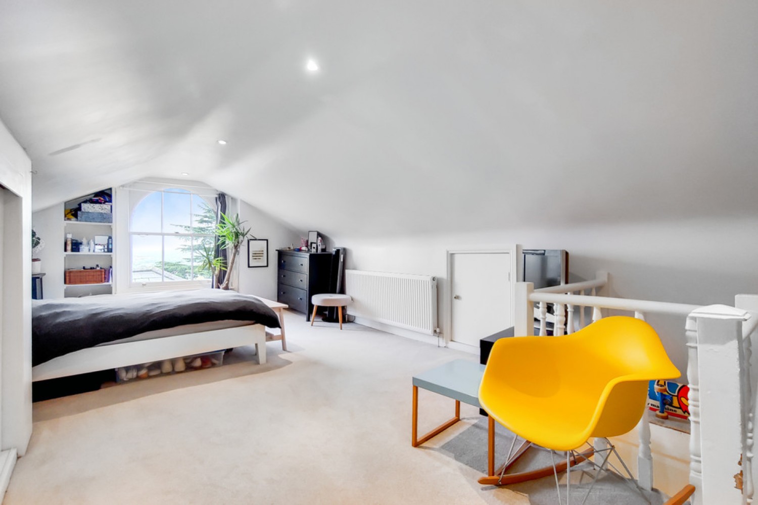 2 bedroom Flat for Sale Crystal Palace, London, Greater London