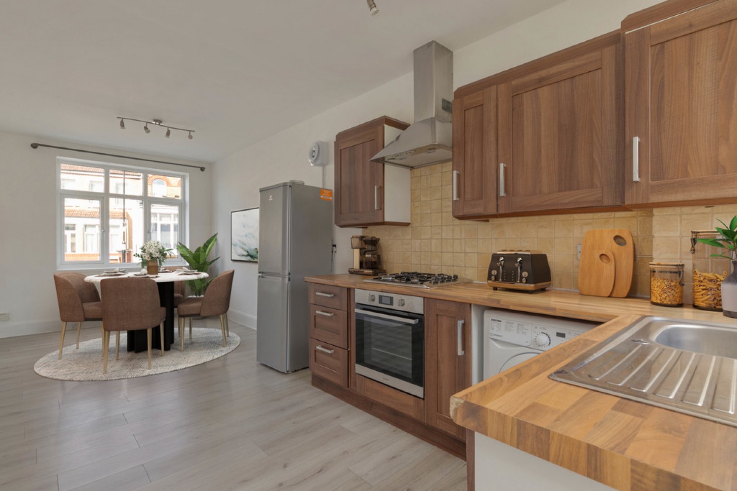 2 bedroom Flat for Sale Upper Norwood, London, Greater London