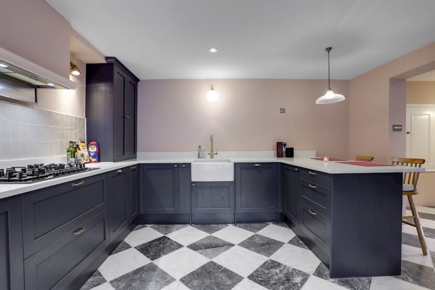 2 bedroom Flat in Crystal Palace, London, Greater London