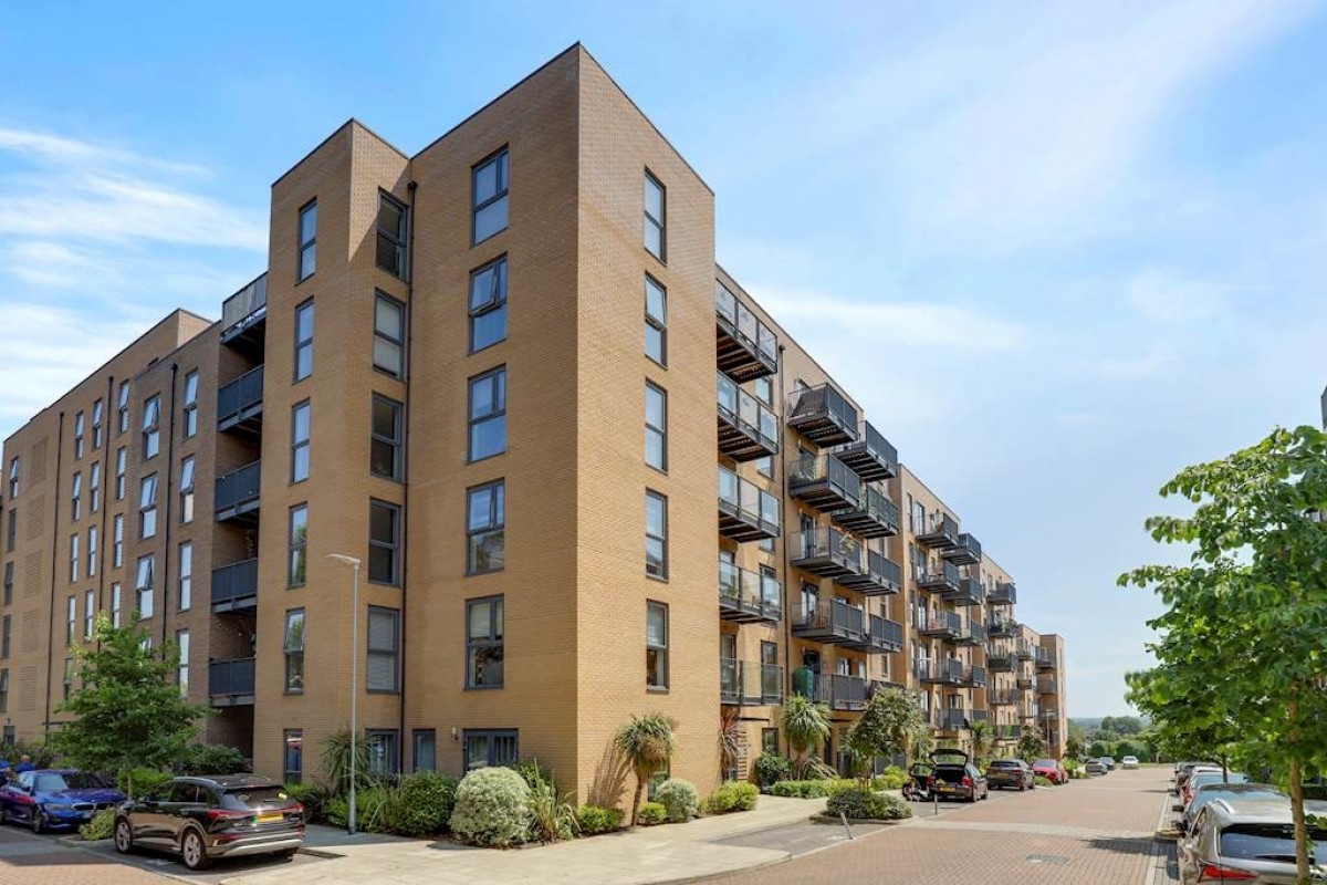 Apple Yard, Anerley, London