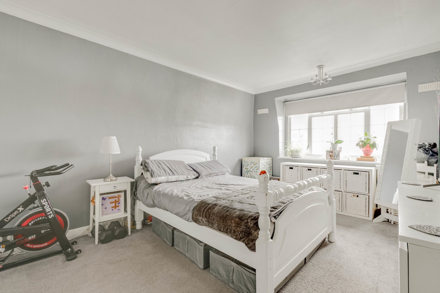 3 bedroom Flat in Beulah Hill, Upper Norwood, Croydon