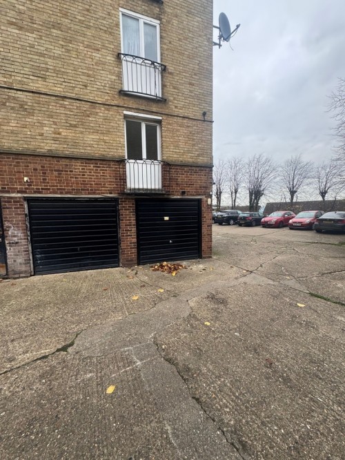 South Norwood Hill, London, Greater London