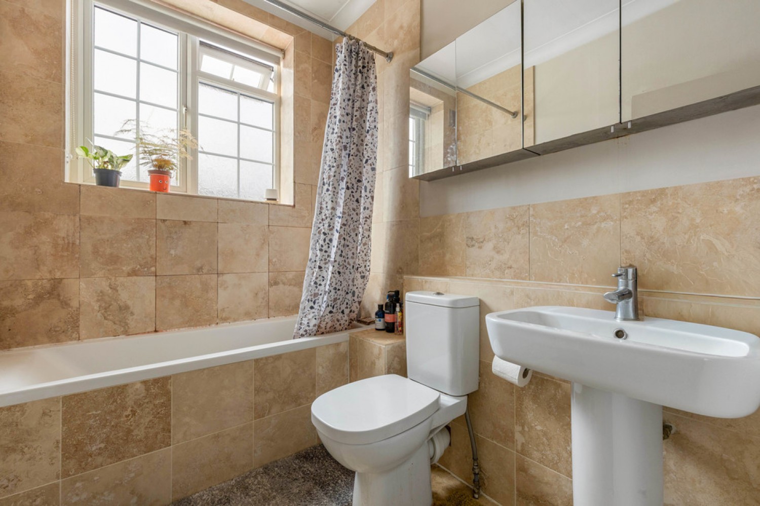 1 bedroom Flat for Sale Golden Mews, 15 Howard Road