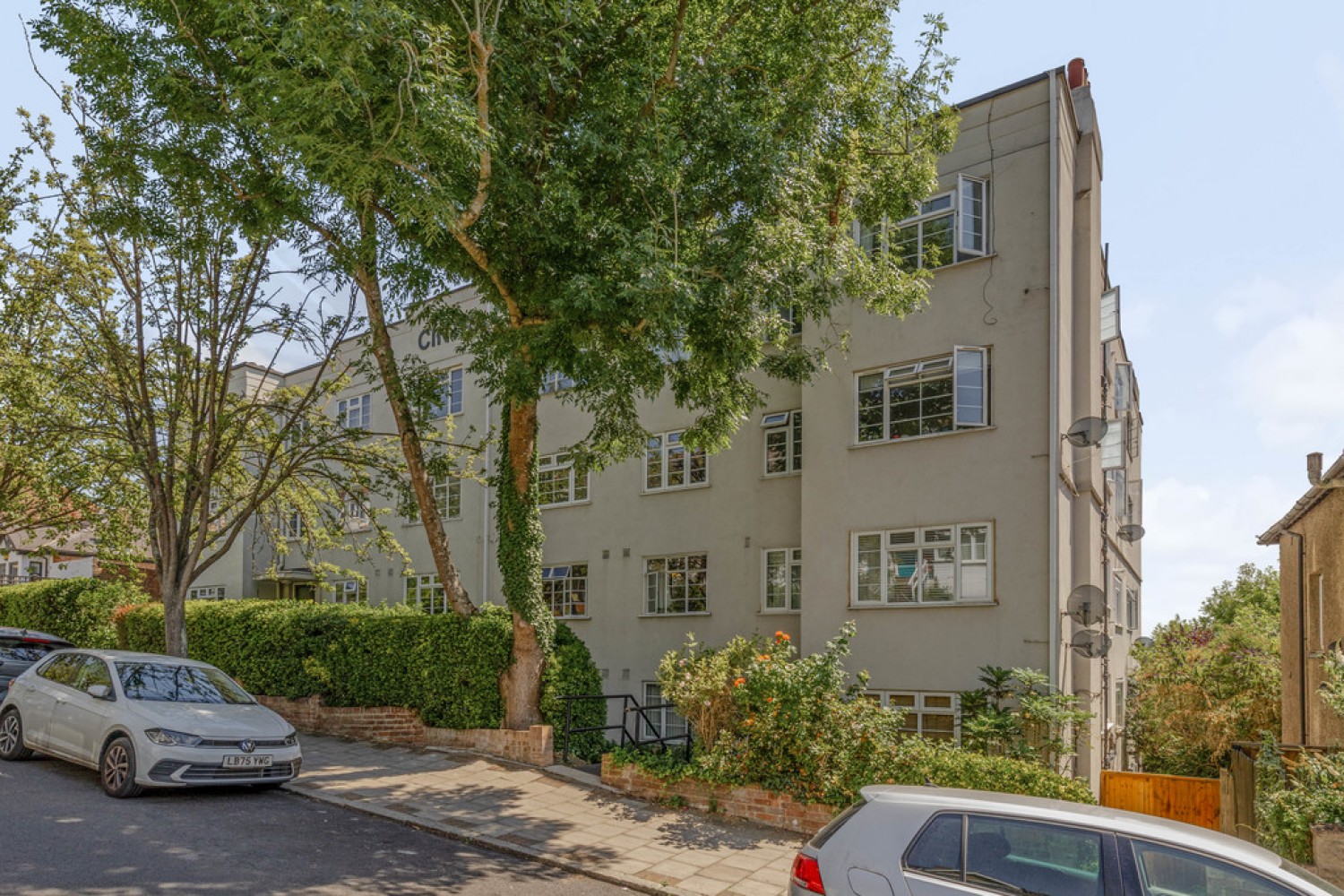 2 bedroom Flat for Sale Patterson Road, Crystal Palace, London