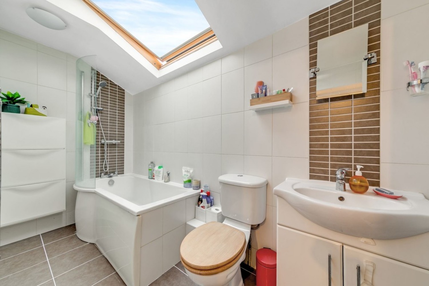 1 bedroom Flat for Sale South Norwood, London, Greater London