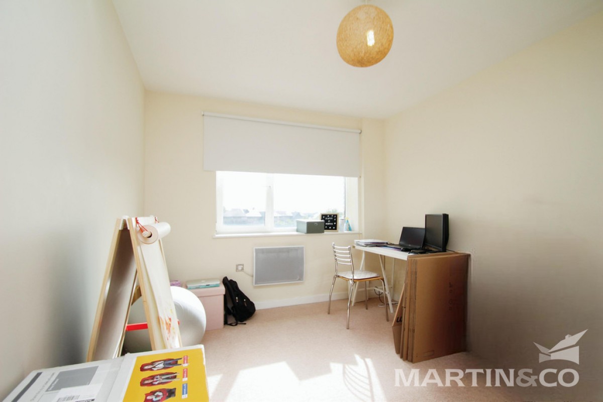 Wells Crescent, City Centre