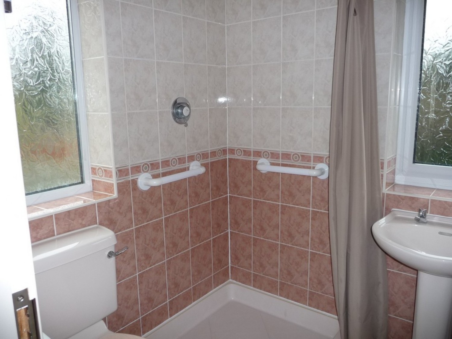 3 bedroom House for Letting Berwick Avenue, Chelmsford