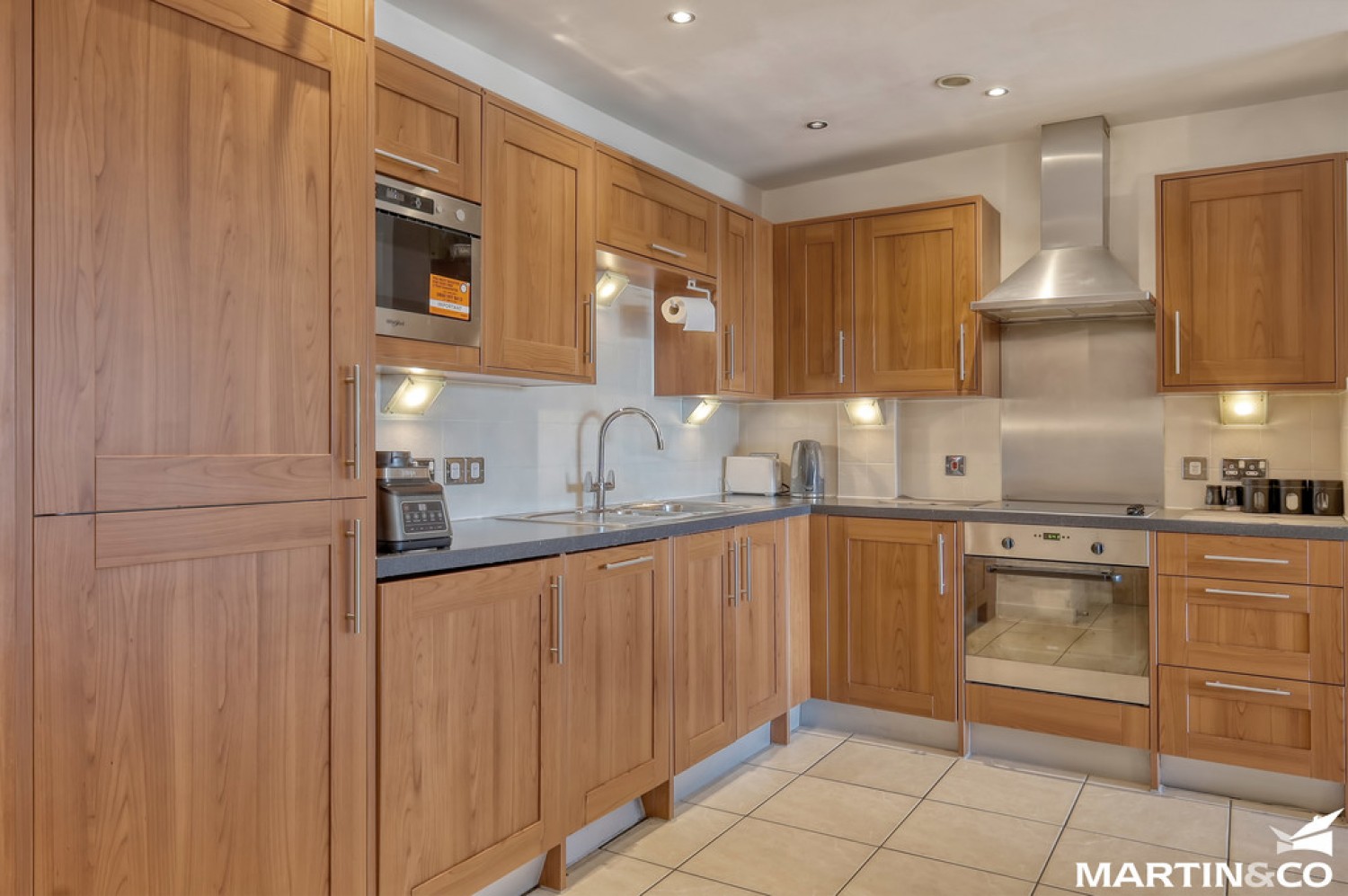 2 bedroom Flat for Letting Wells Crescent, Chelmsford