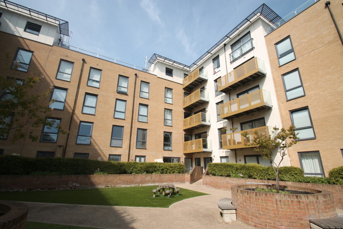 Dunn Side, Chelmsford