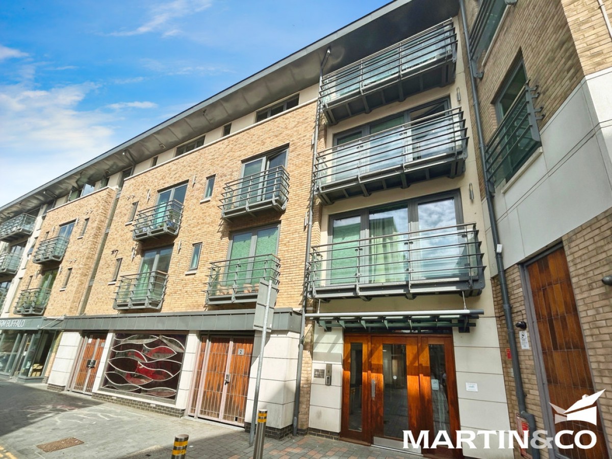 Bond Street, Chelmsford