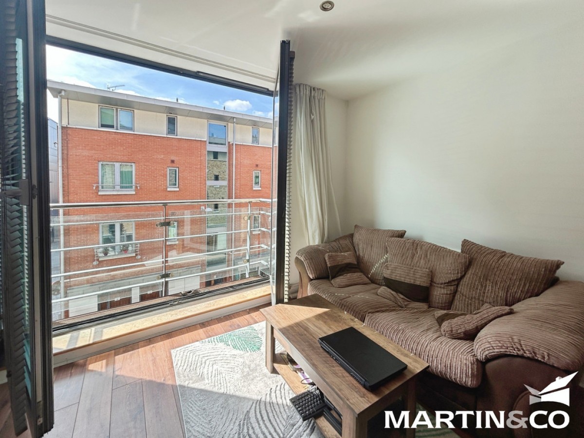 Bond Street, Chelmsford