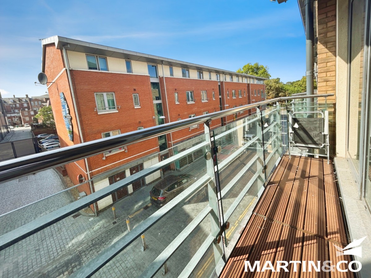 Bond Street, Chelmsford