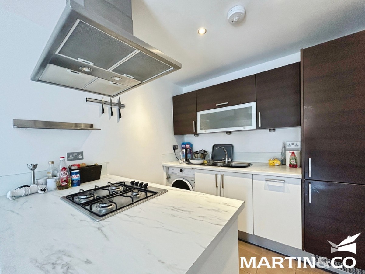 Bond Street, Chelmsford