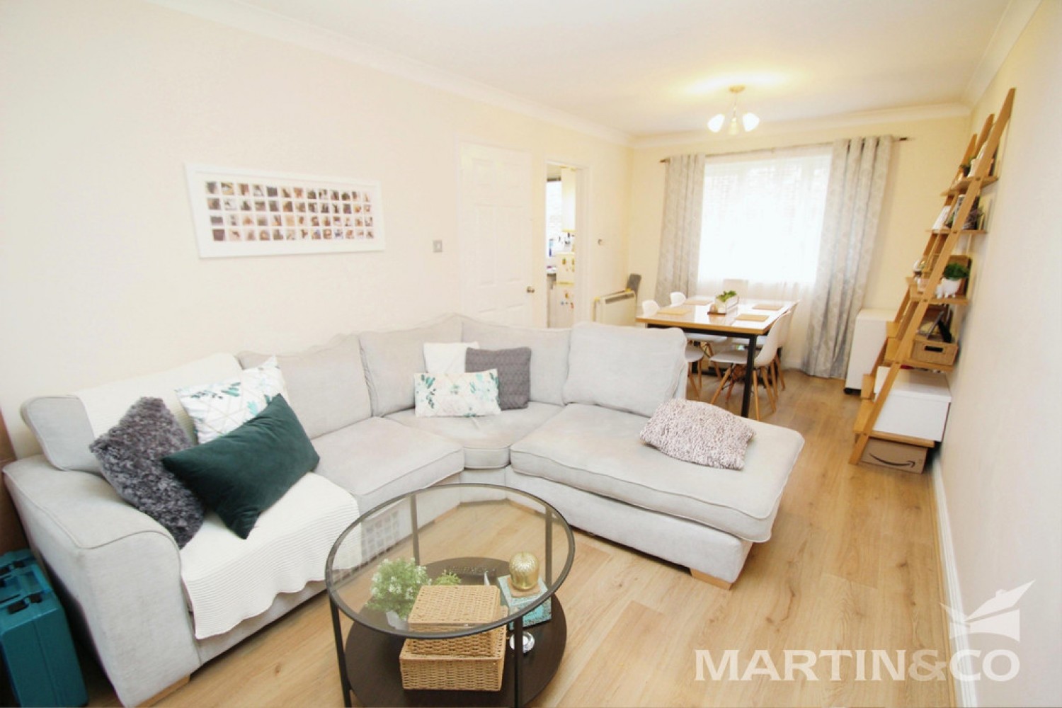 2 bedroom Flat for Letting Earlsfield Drive, Chelmsford