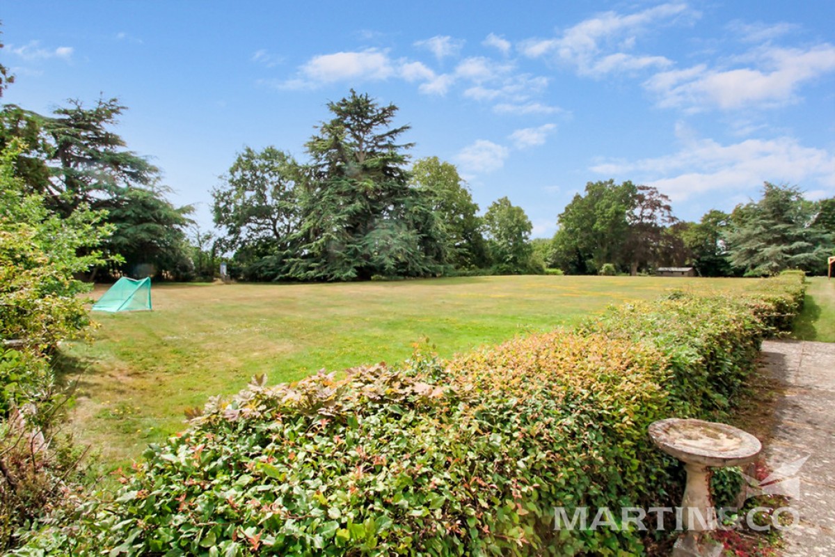 Gay Bowers Road, Danbury