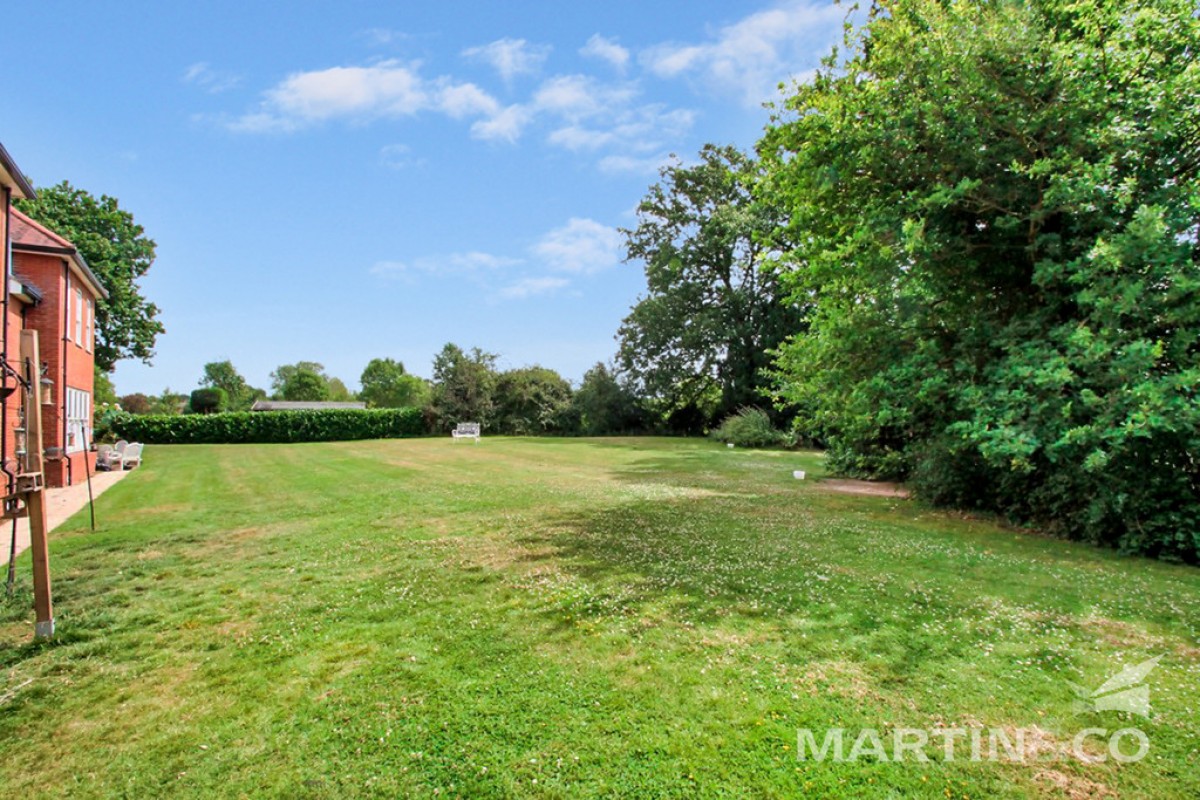 Gay Bowers Road, Danbury