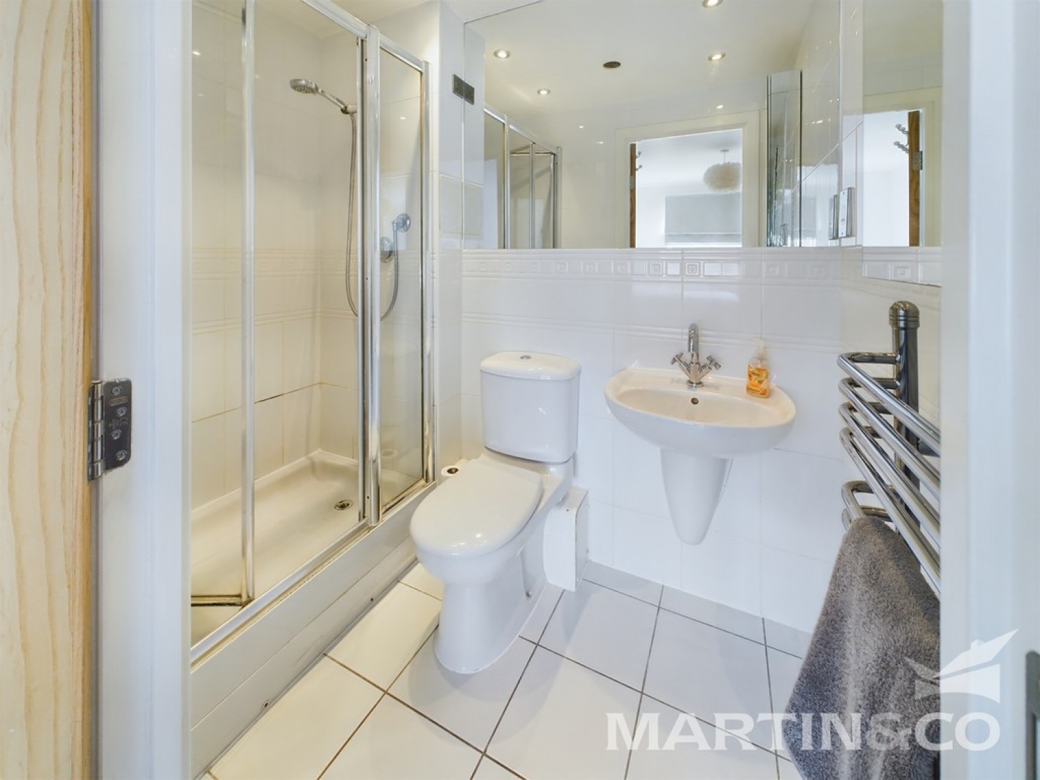 2 bedroom Flat for Letting Wells Crescent, Chelmsford