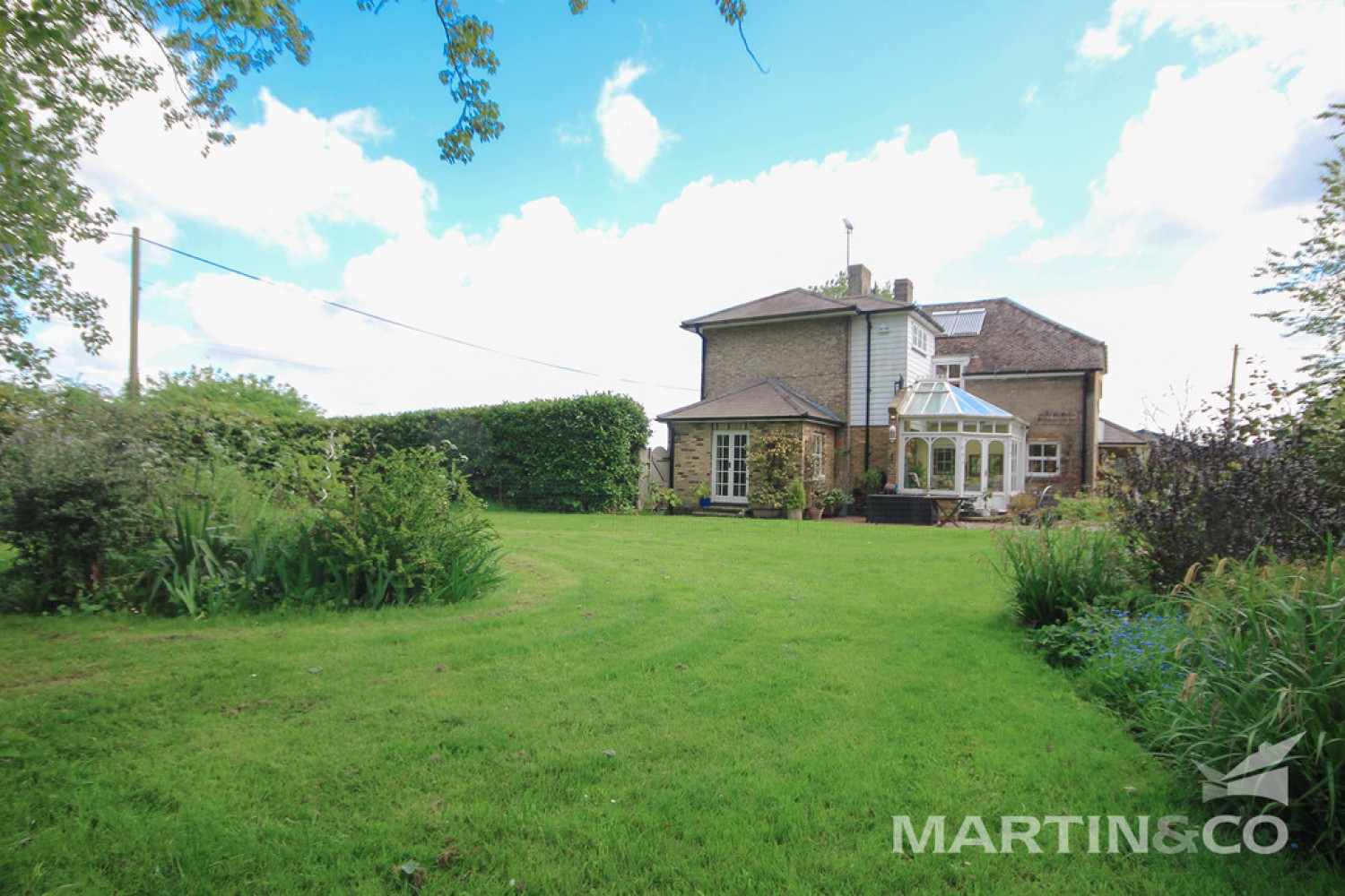 Burnham Road, Latchingdon