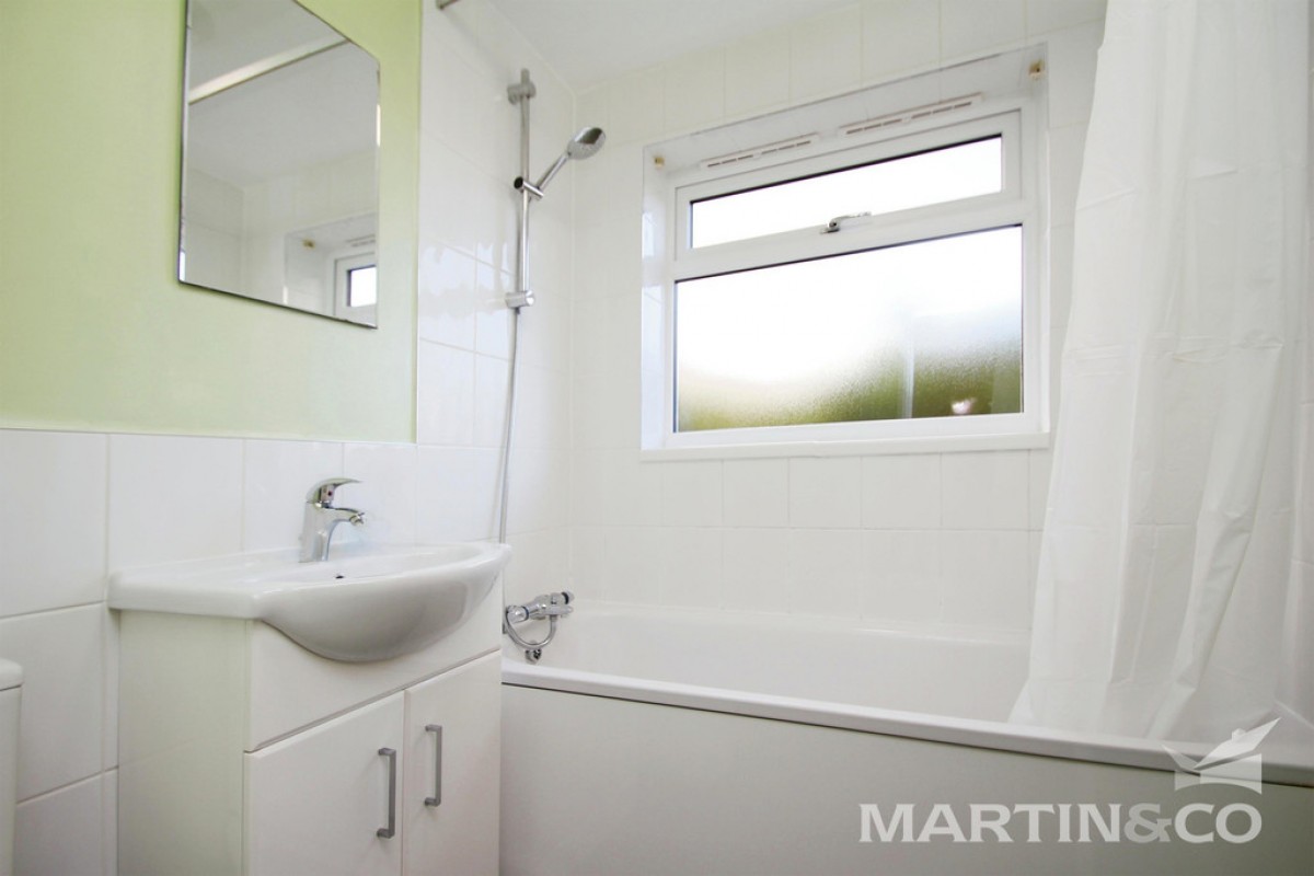 Lupin Drive, Chelmsford