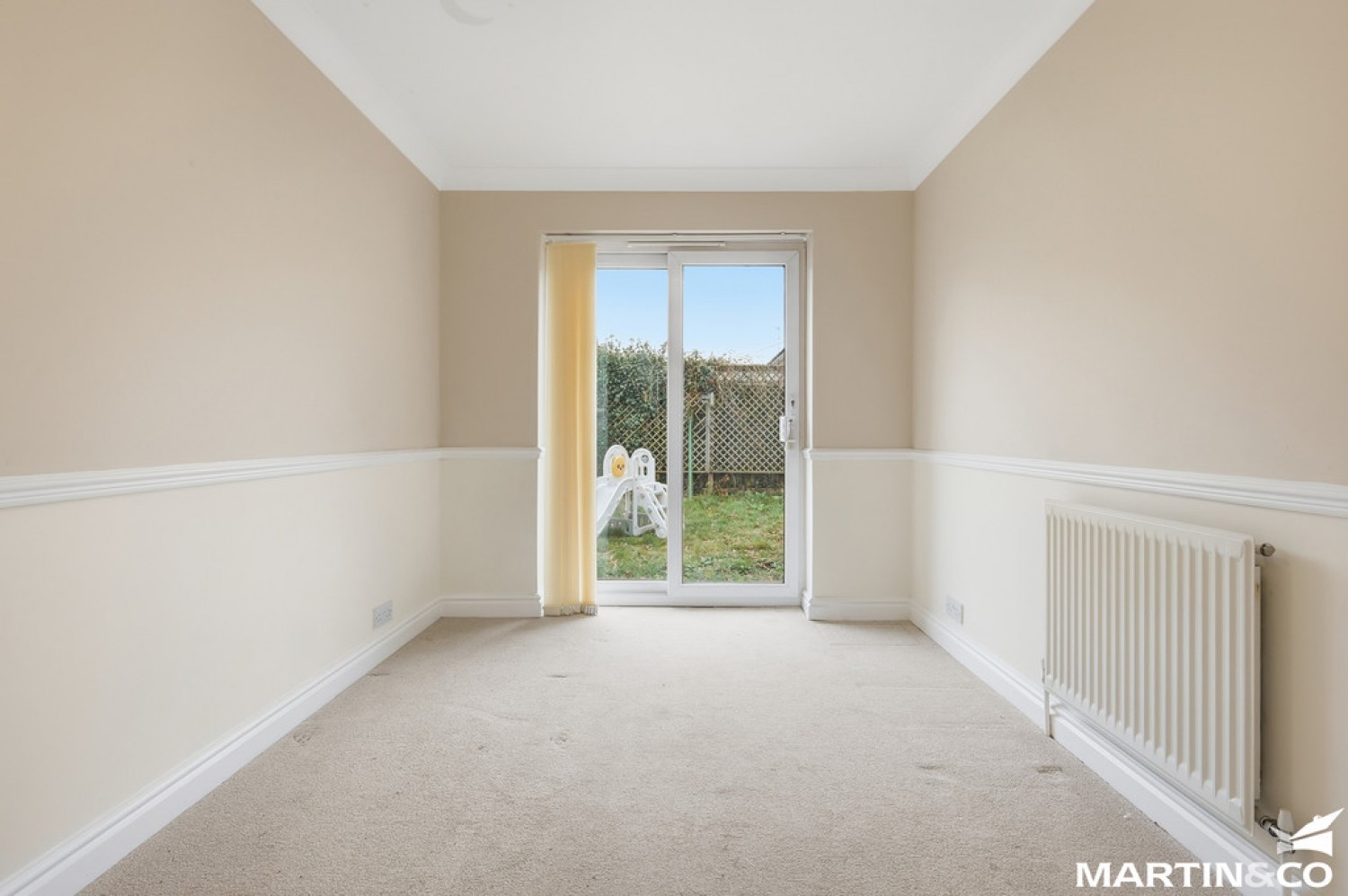 2 bedroom Bungalow for Sale Chequers Road, Writtle