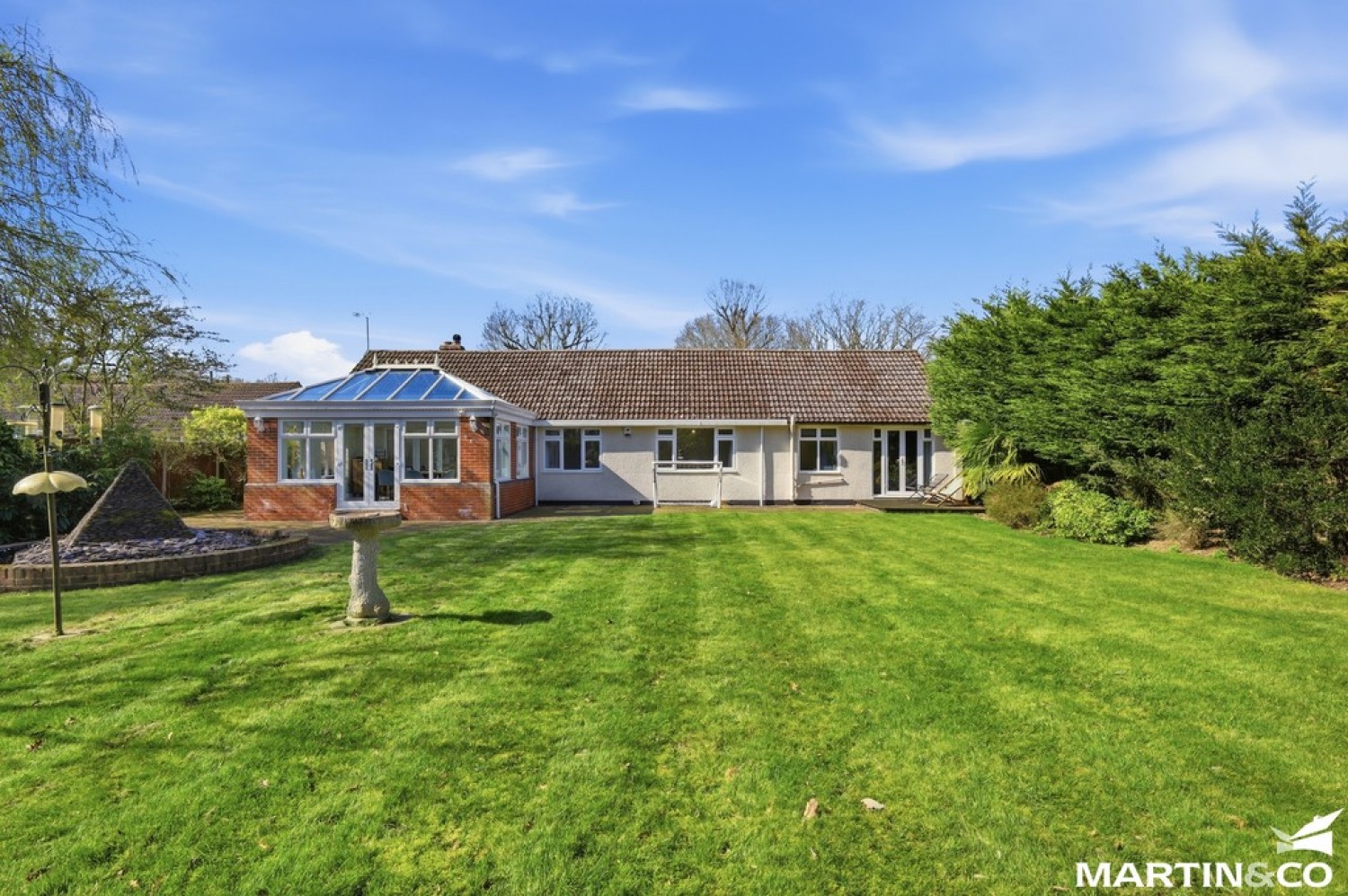 4 bedroom Bungalow for Sale Moor Hall Lane, Danbury