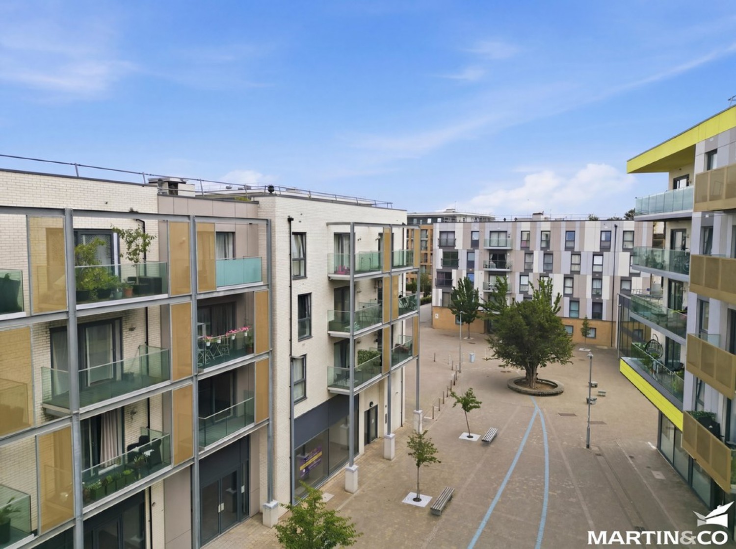 2 bedroom Flat for Sale Cunard Square, Chelmsford, Essex