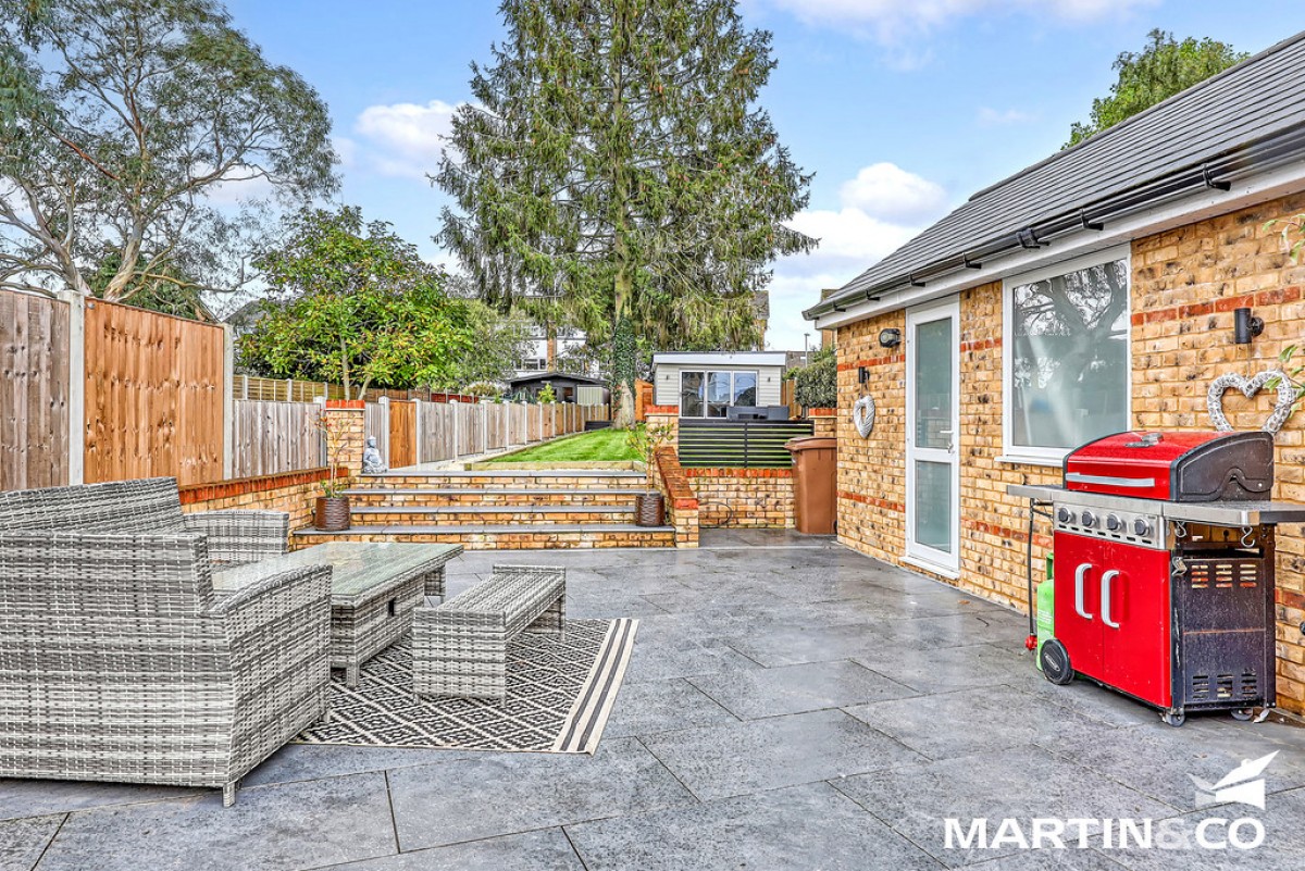 Ongar Road, Writtle