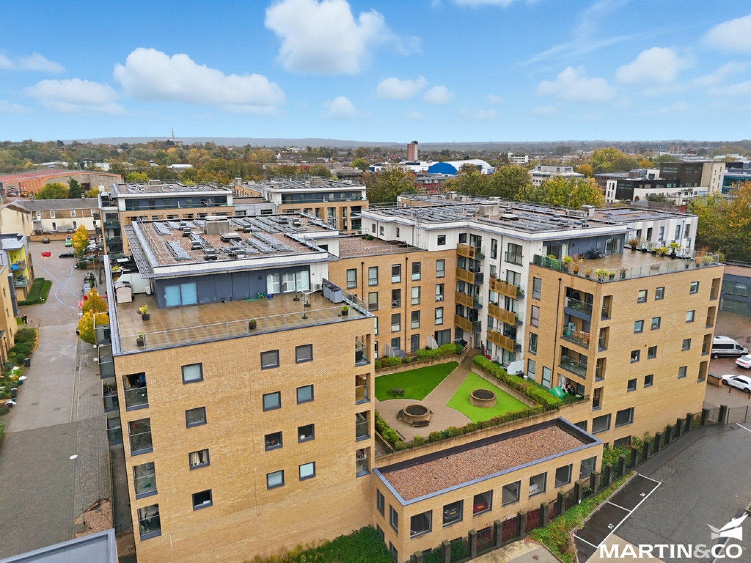 Dunn Side, Chelmsford