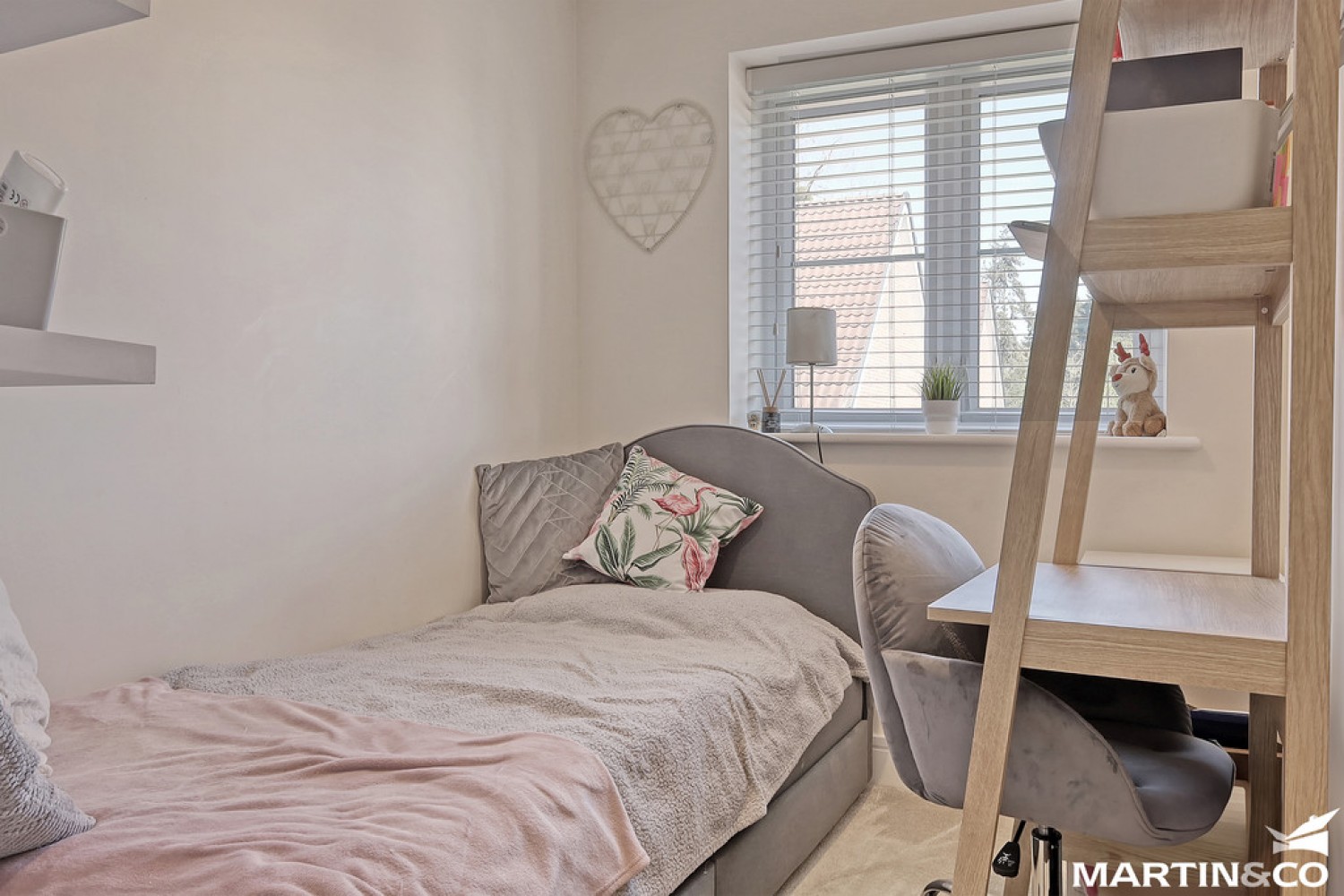 Searle Crescent, Broomfield, Chelmsford