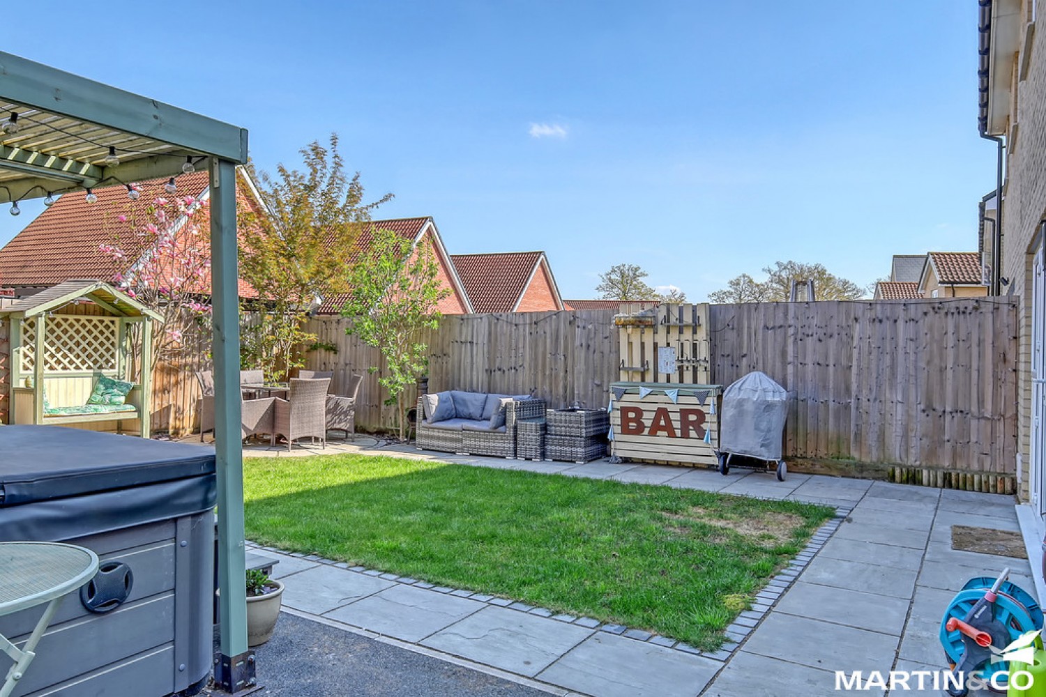 Searle Crescent, Broomfield, Chelmsford