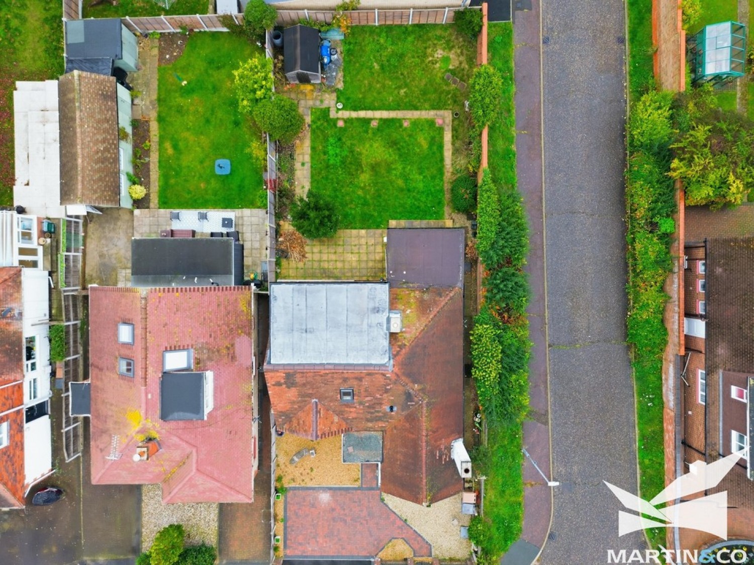 3 bedroom Bungalow in Wallace Crescent, Chelmsford