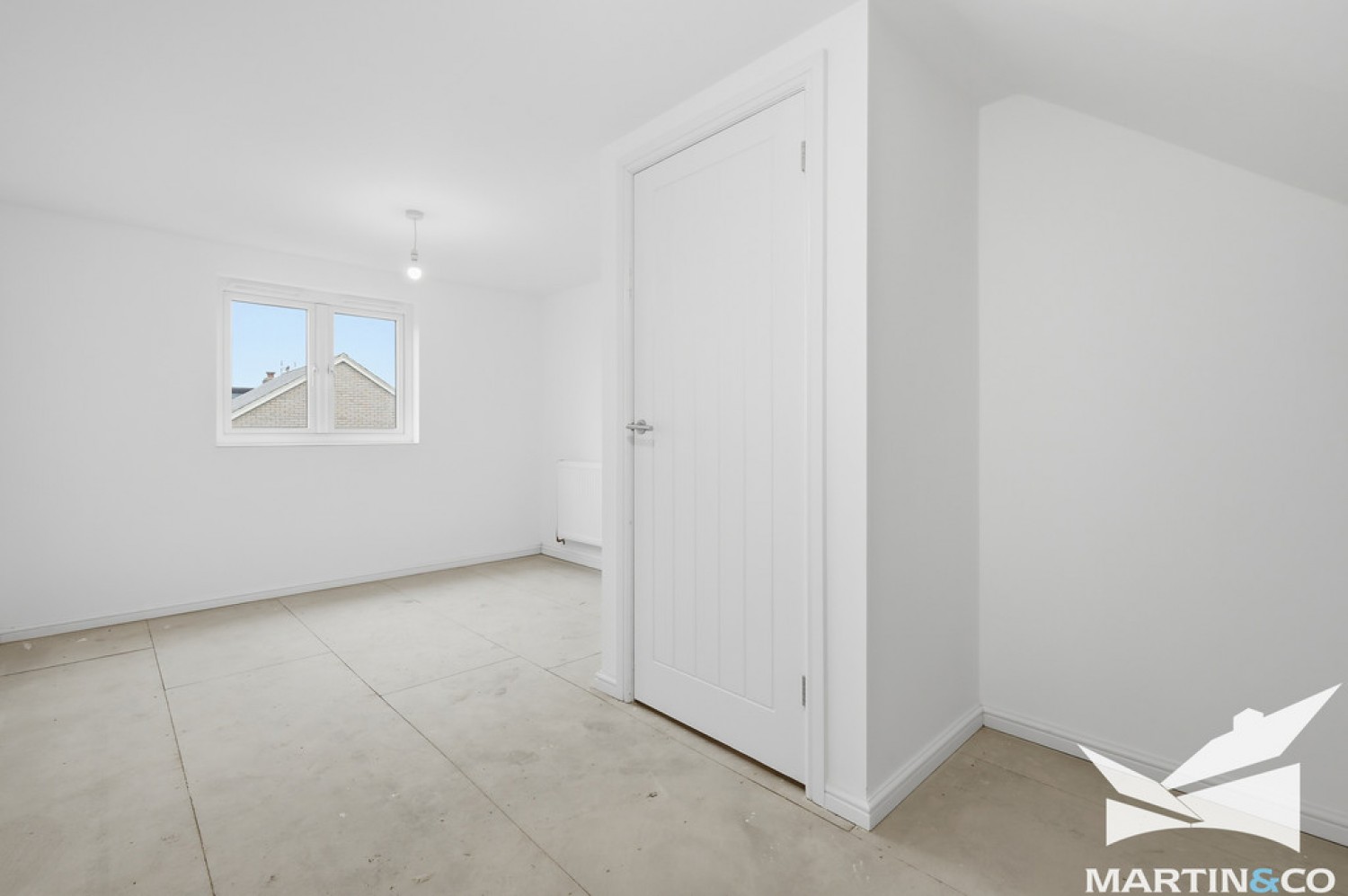 3 bedroom Bungalow in Wallace Crescent, Chelmsford