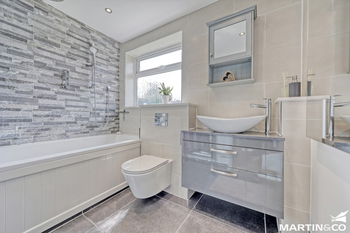 Gloucester Avenue, Chelmsford